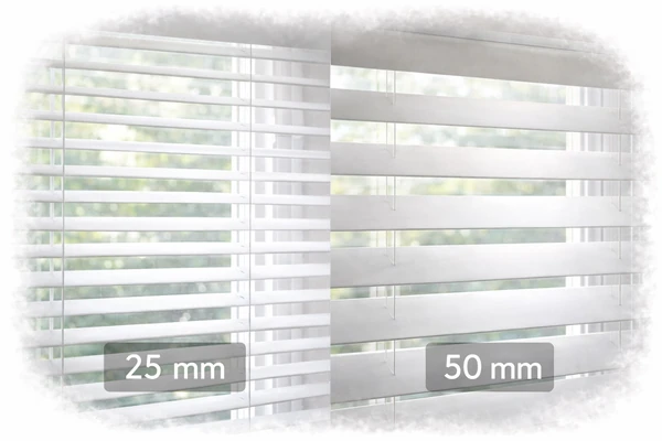 Żaluzje 25 mm czy 50 mm. Które wybrać?