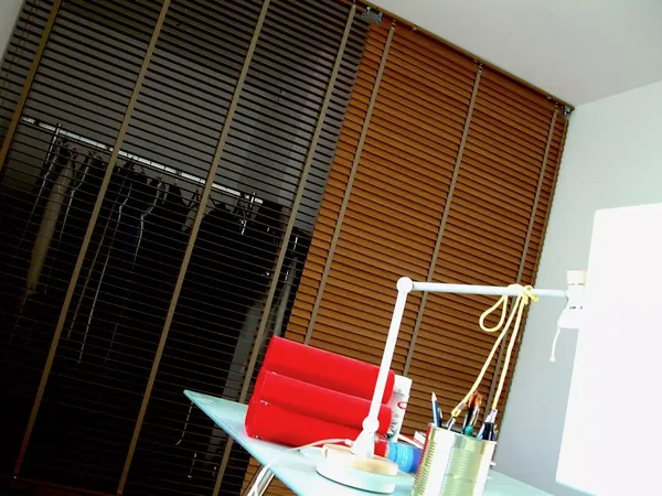 Żaluzje drewniane retro